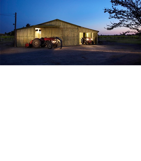 Agricultural_shed_machinery_Swan_Valley_West_Australia_W560_x_D678px_.jpeg